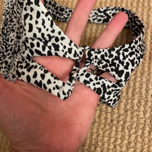Stone Fox Swim Bikini nwot - Picture 4 of 8